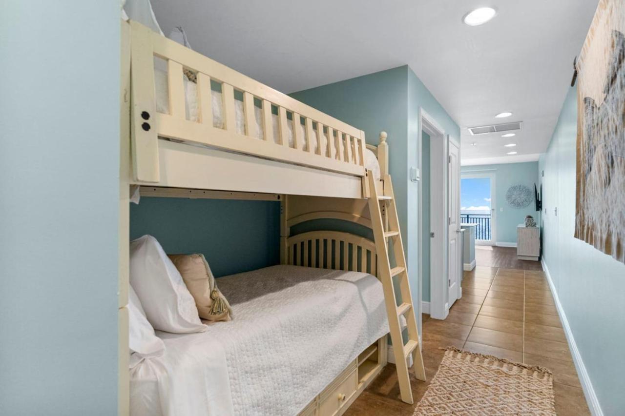 Holiday home Sterling Breeze 1003